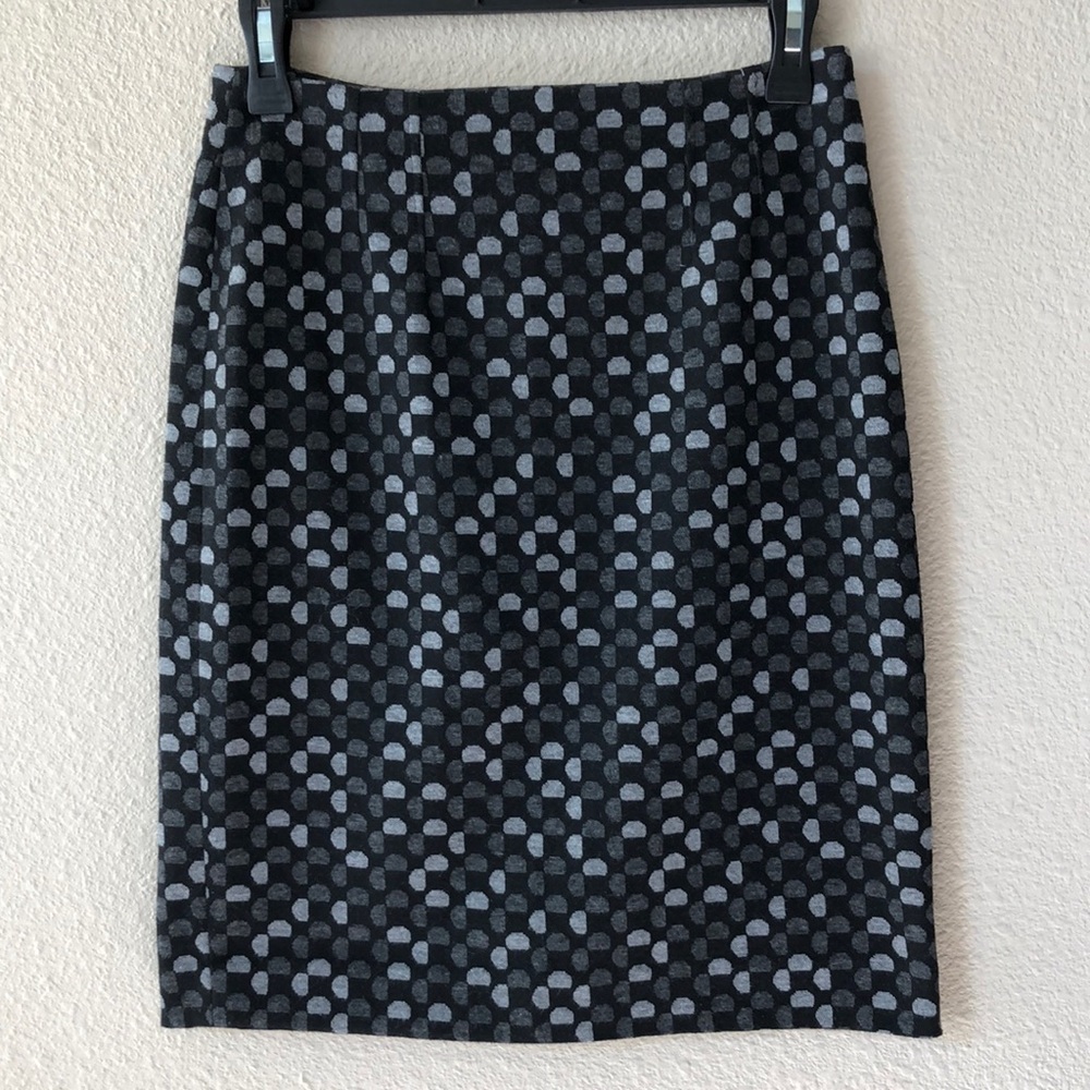 Nordstom Halogen knee-length pencil skirt size 0